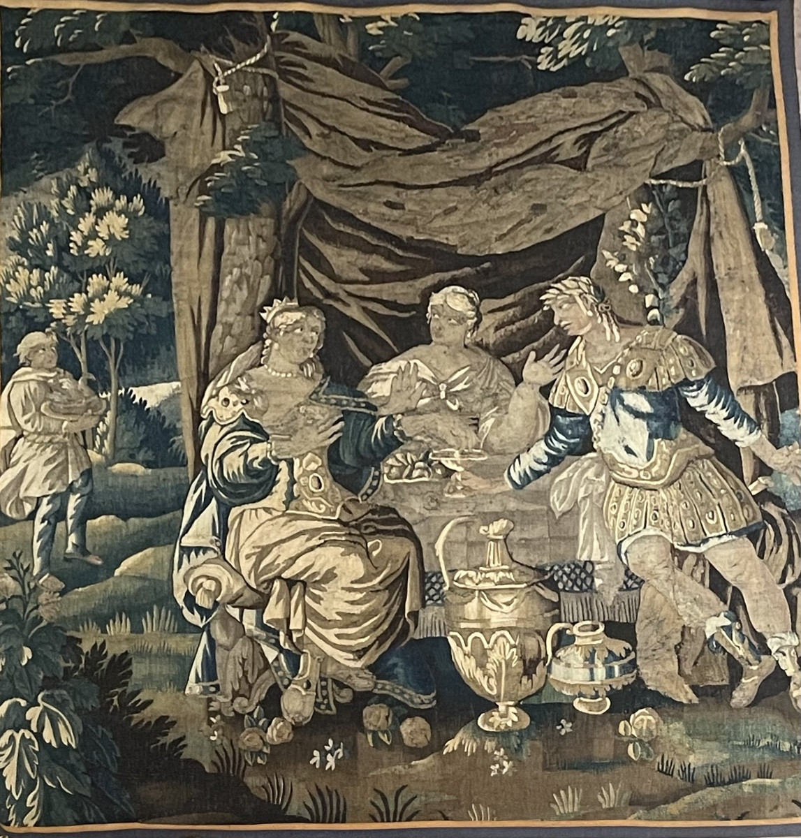 Tapisserie d’Aubusson représentant le Banquet de Cléopâtre et l’oreille de perle . Cm 240 x 200