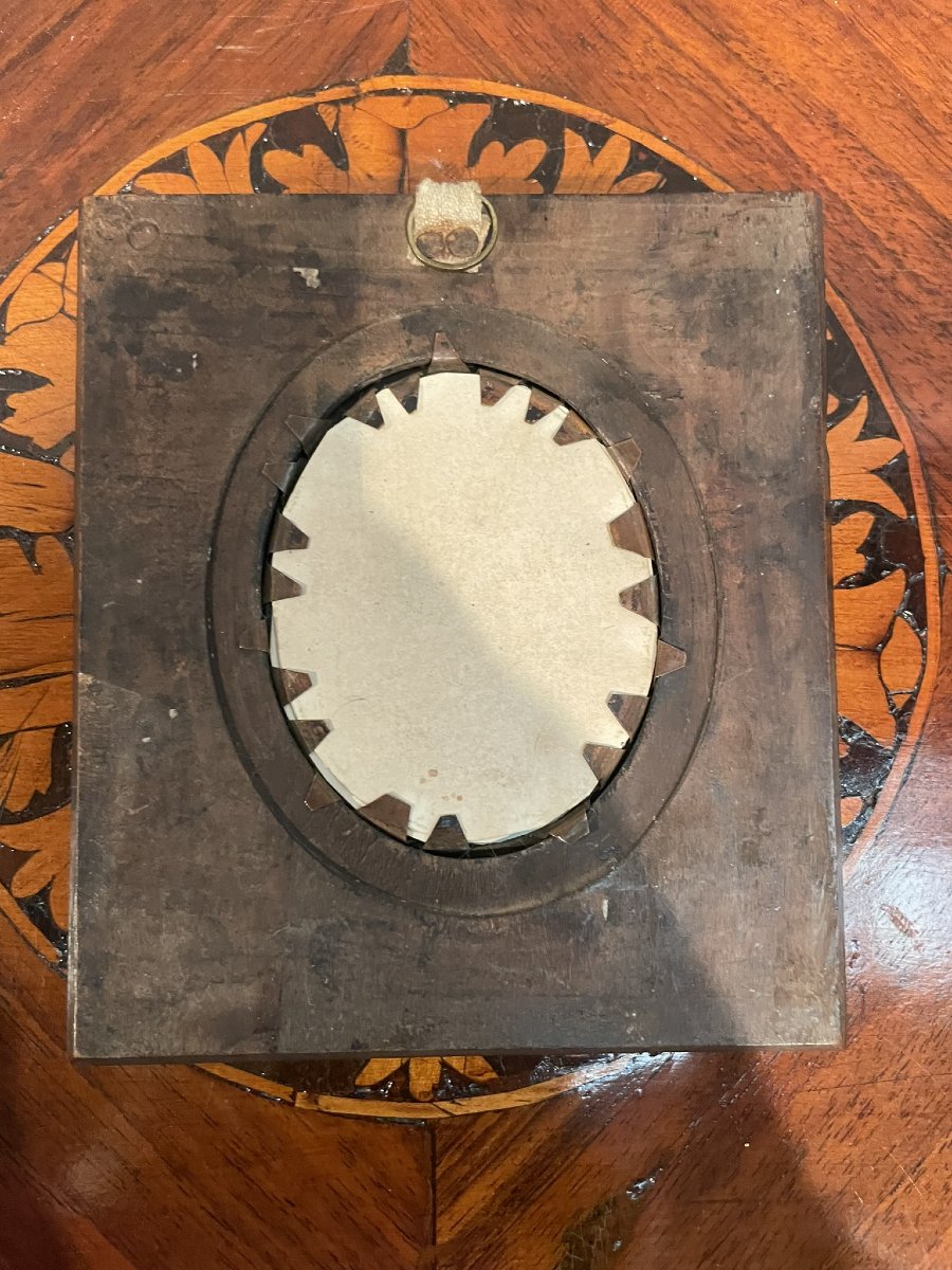 Ritratto miniatura di giovane uomo, circa 1830, con redingote e cravatta nera alta -photo-2