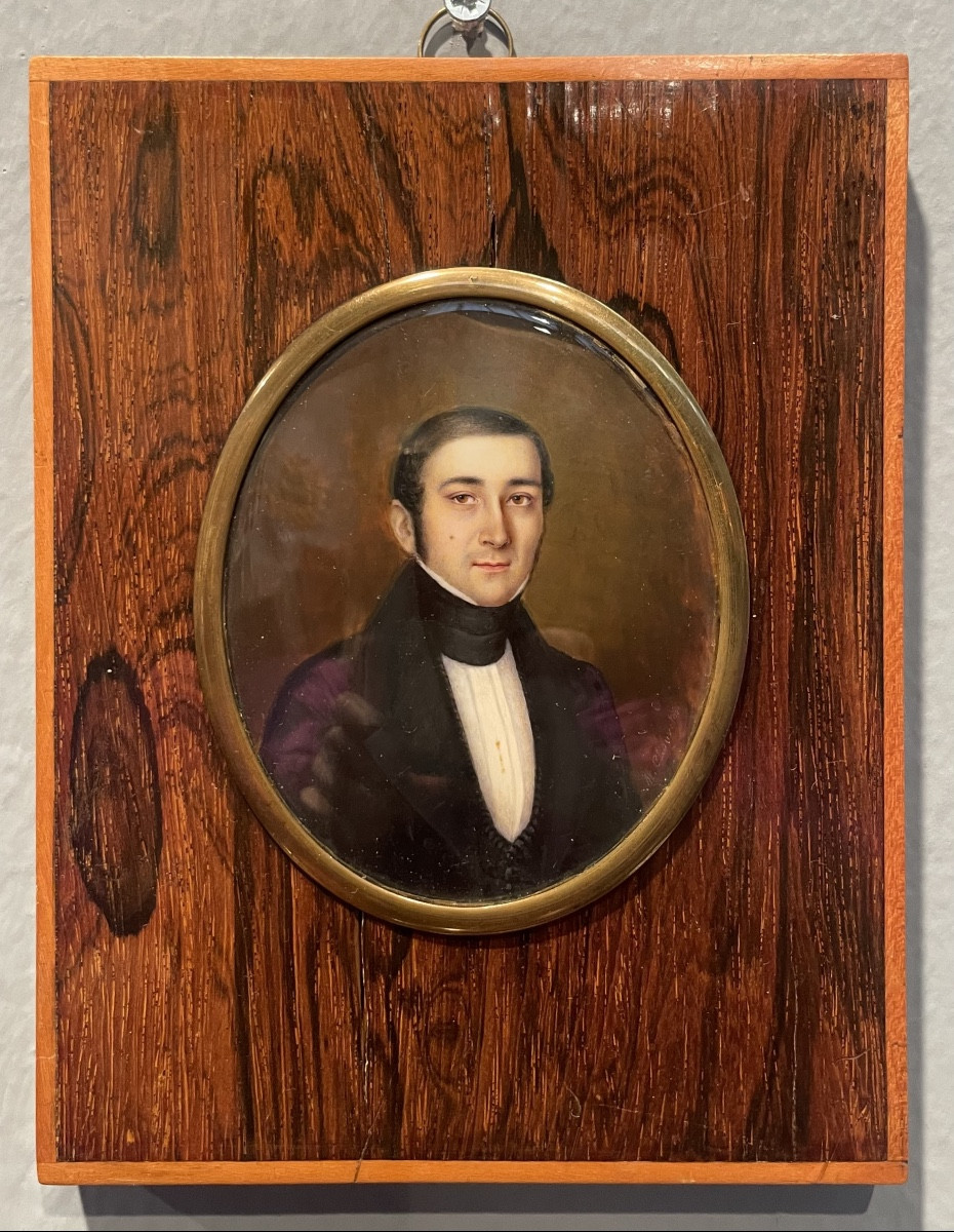Ritratto miniatura di giovane uomo, firmato M. Chavelon (?), circa 1835–1840,  Cm 17x13