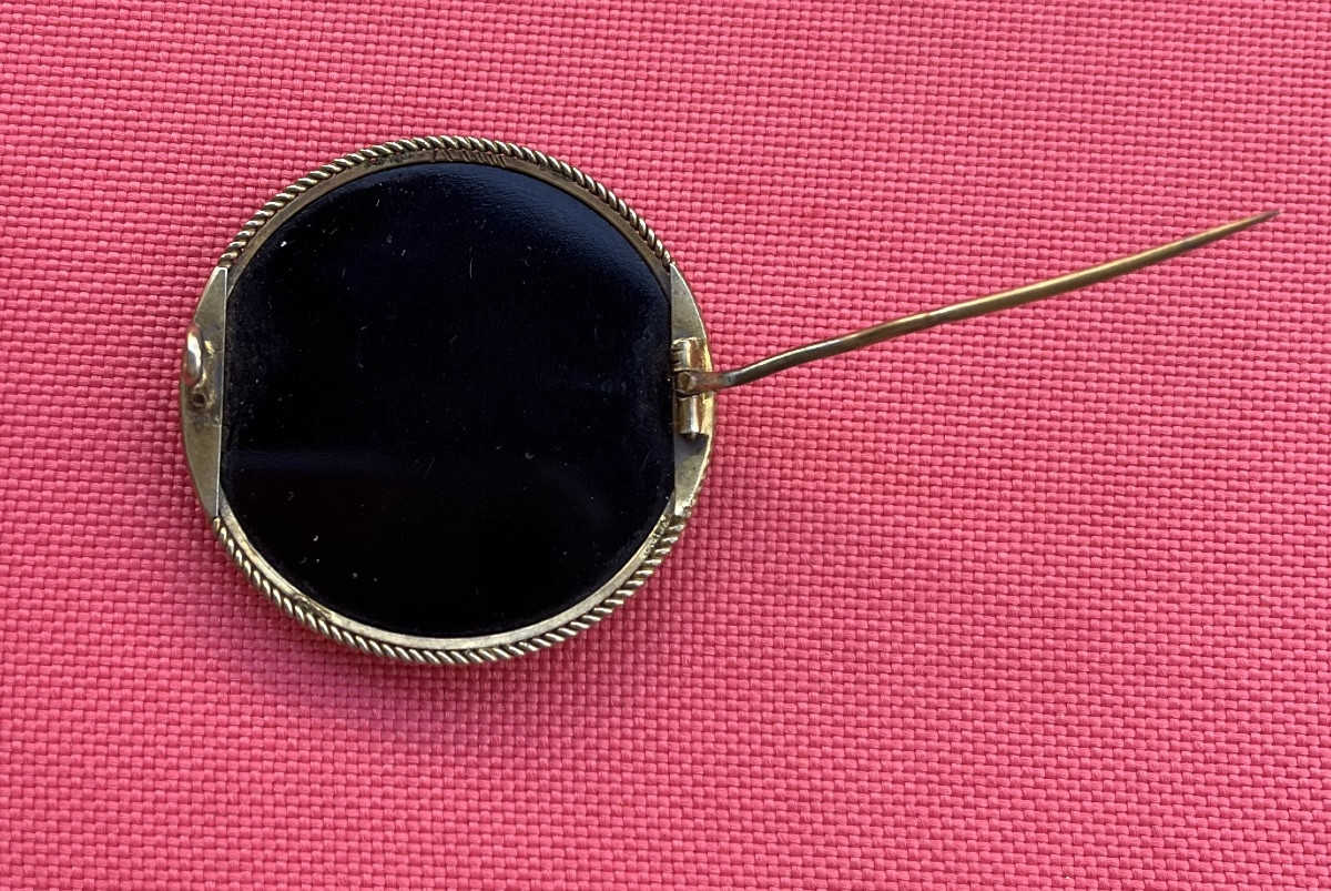 Spilla in micromosaico con pastorello italiano in costume tradizionale, Roma, circa 1830–1850-photo-4