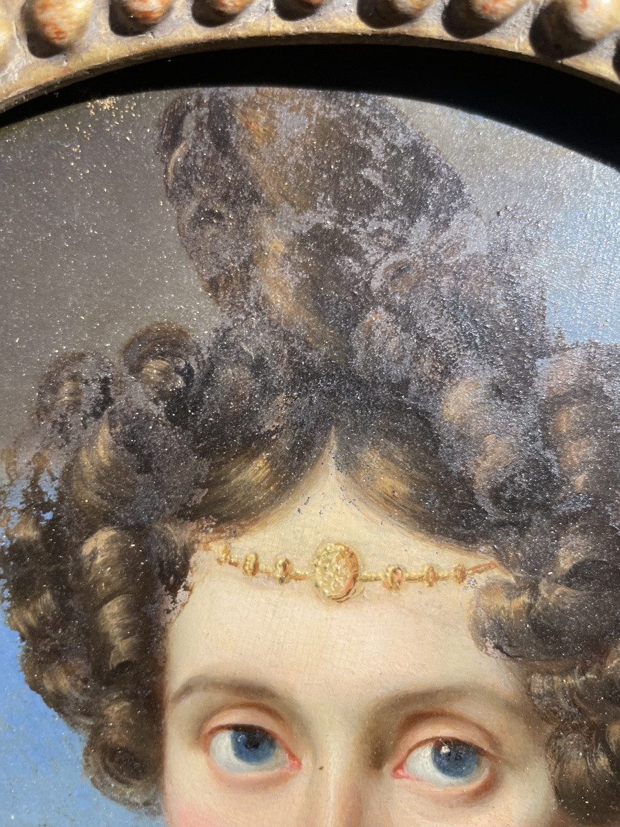 Ritratto di dama con ferronnière e abito azzurro. Scuola austriaca o nord italiana, ca. 1830  -photo-1