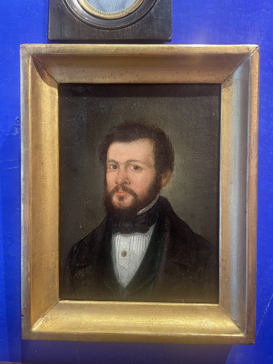 Ritratto di gentiluomo con gilet verde e cravatta a fiocco, circa 1825-1835-photo-4