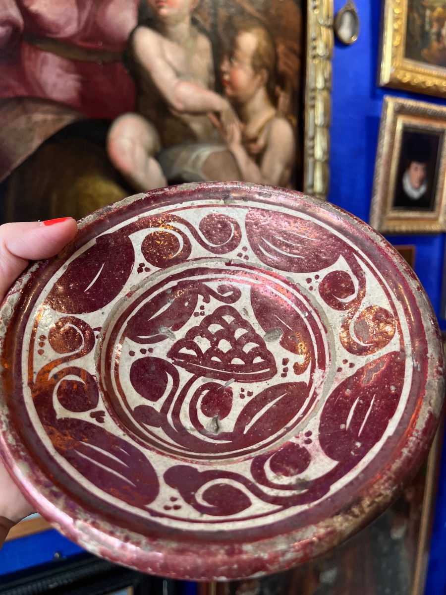 Piatto ispano-moresco a lustro metallico, Spagna, probabilmente Valencia  XVII-XVIII secolo