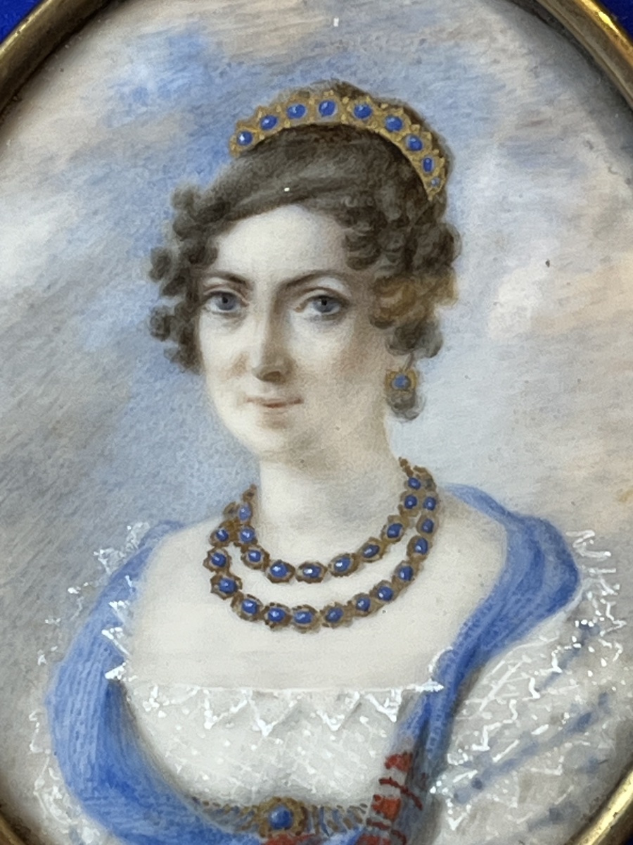 Ritratto di dama con diadema, miniatura d’epoca Restaurazione firmata Chaponnier, 1821  -photo-3