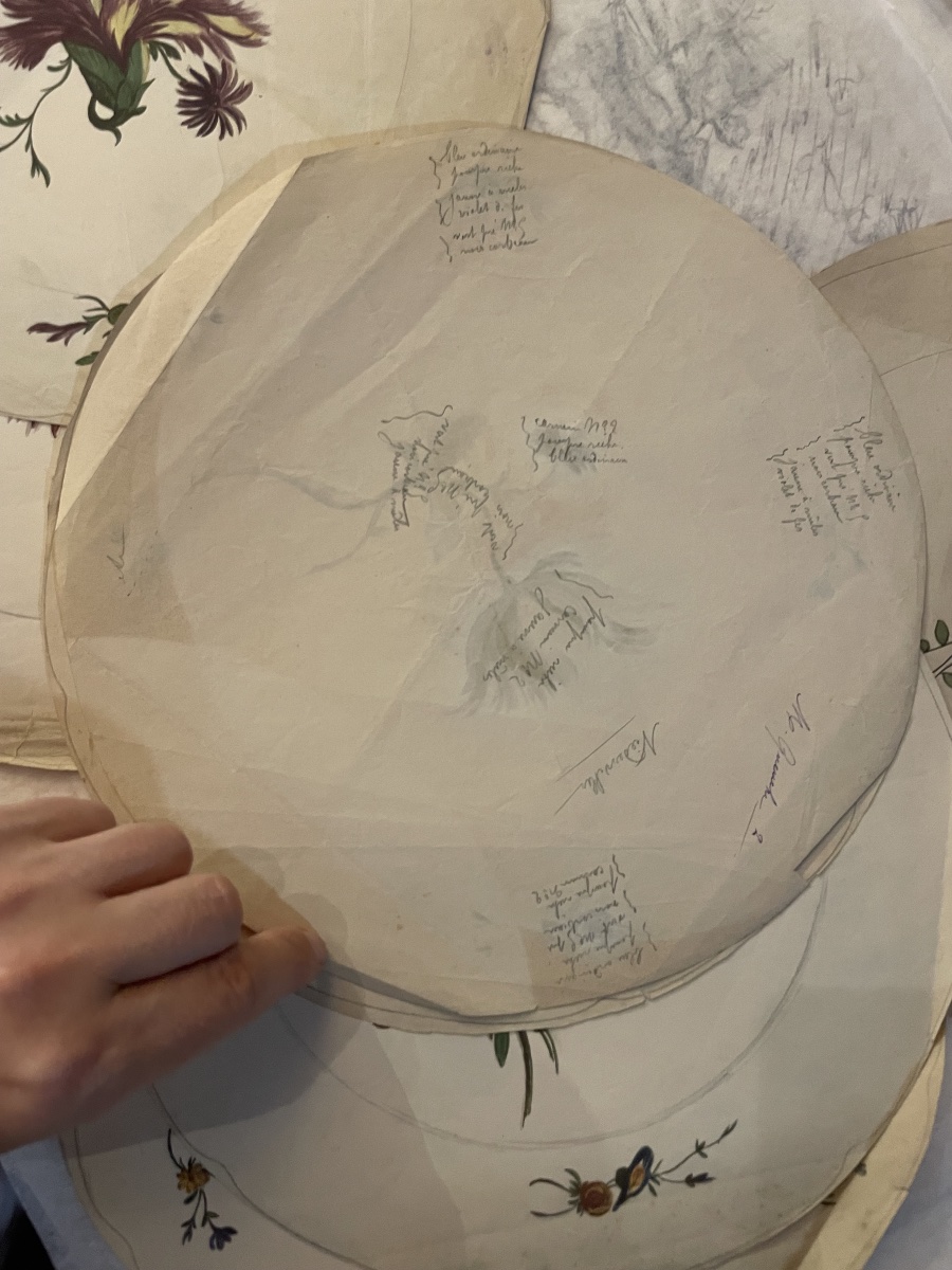 Sette disegni di decori floreali per piatti in ceramica,, da modelli del XVIII secolo-photo-6