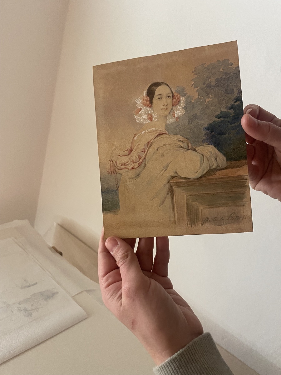 Ritratto femminile con mantella a cappuccio, «Marta S[?]. Pieterburg», 1840 circa  -photo-3