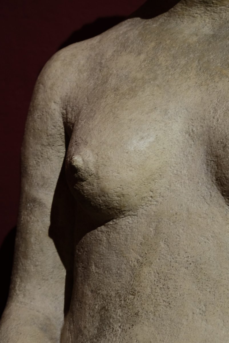 Giorgio Rossi (1892–1963) Figura femminile con le mani incrociate, circa 1930, cm 78-photo-1