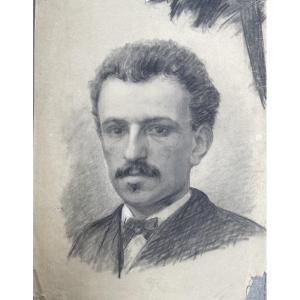 Disegno, ritratto di uomo con baffi e papillon, atelier di Enrico Reffo, cm 32 × 45