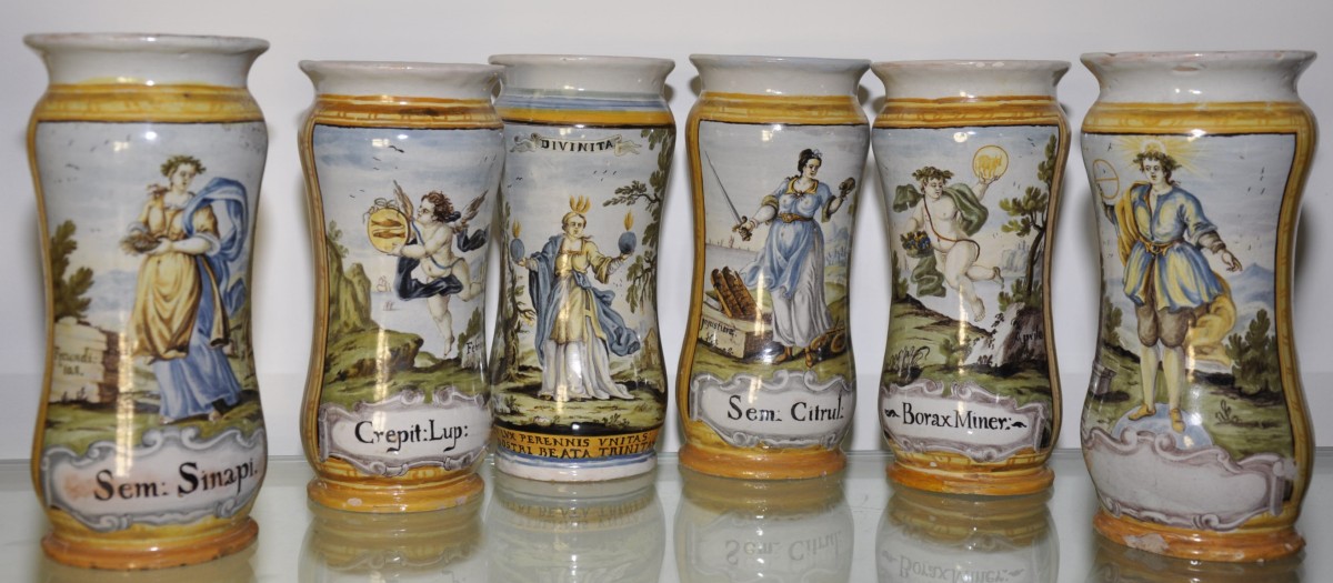 6 Albarelli in maiolica Francesco Saverio Grue (1731-1806 circa) 