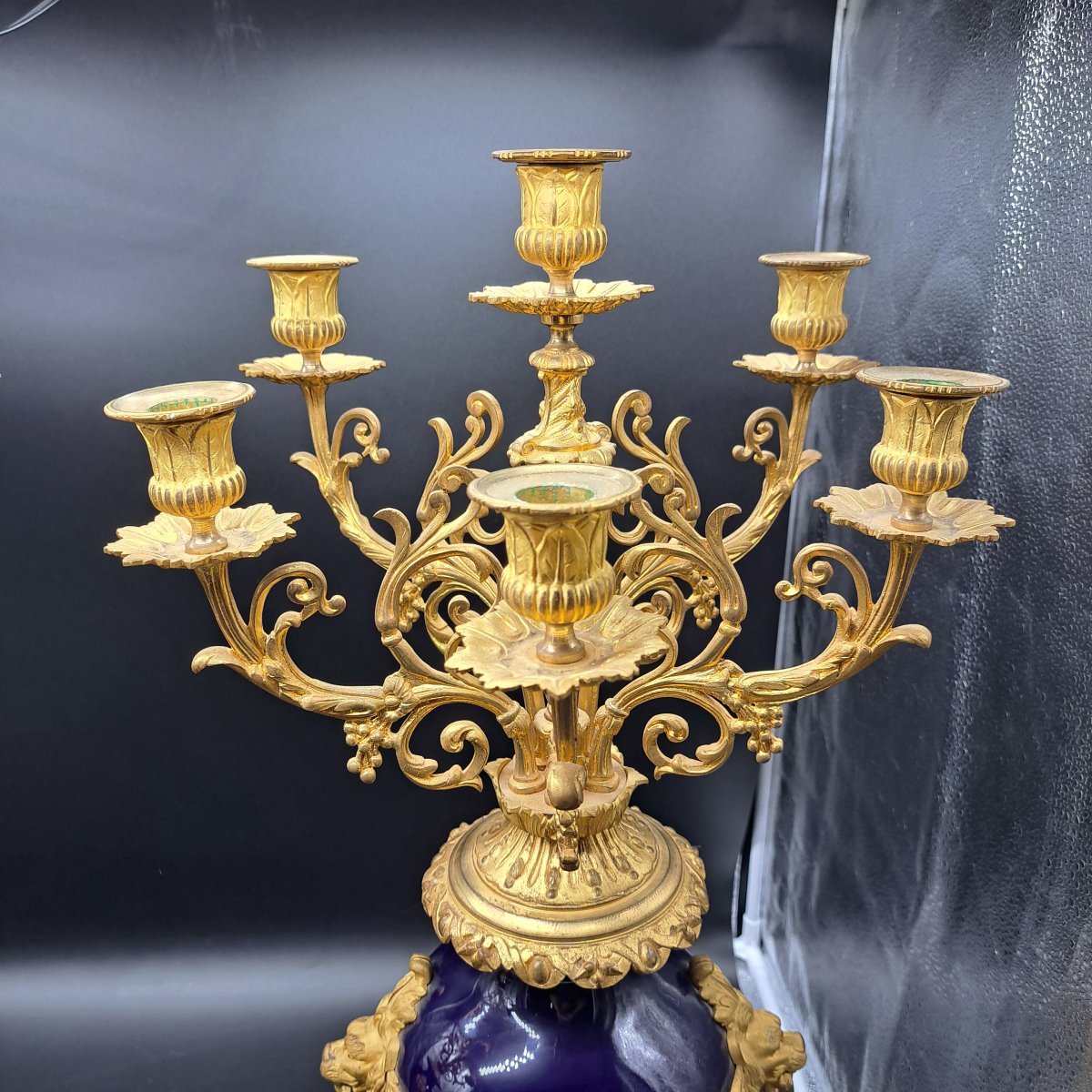 COPPIA DI CANDELABRI IN BRONZO DORATO E PORCELLANA DI SEVRES FRANCIA XIX SECOLO-photo-1