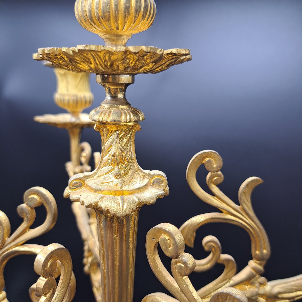COPPIA DI CANDELABRI IN BRONZO DORATO E PORCELLANA DI SEVRES FRANCIA XIX SECOLO-photo-3