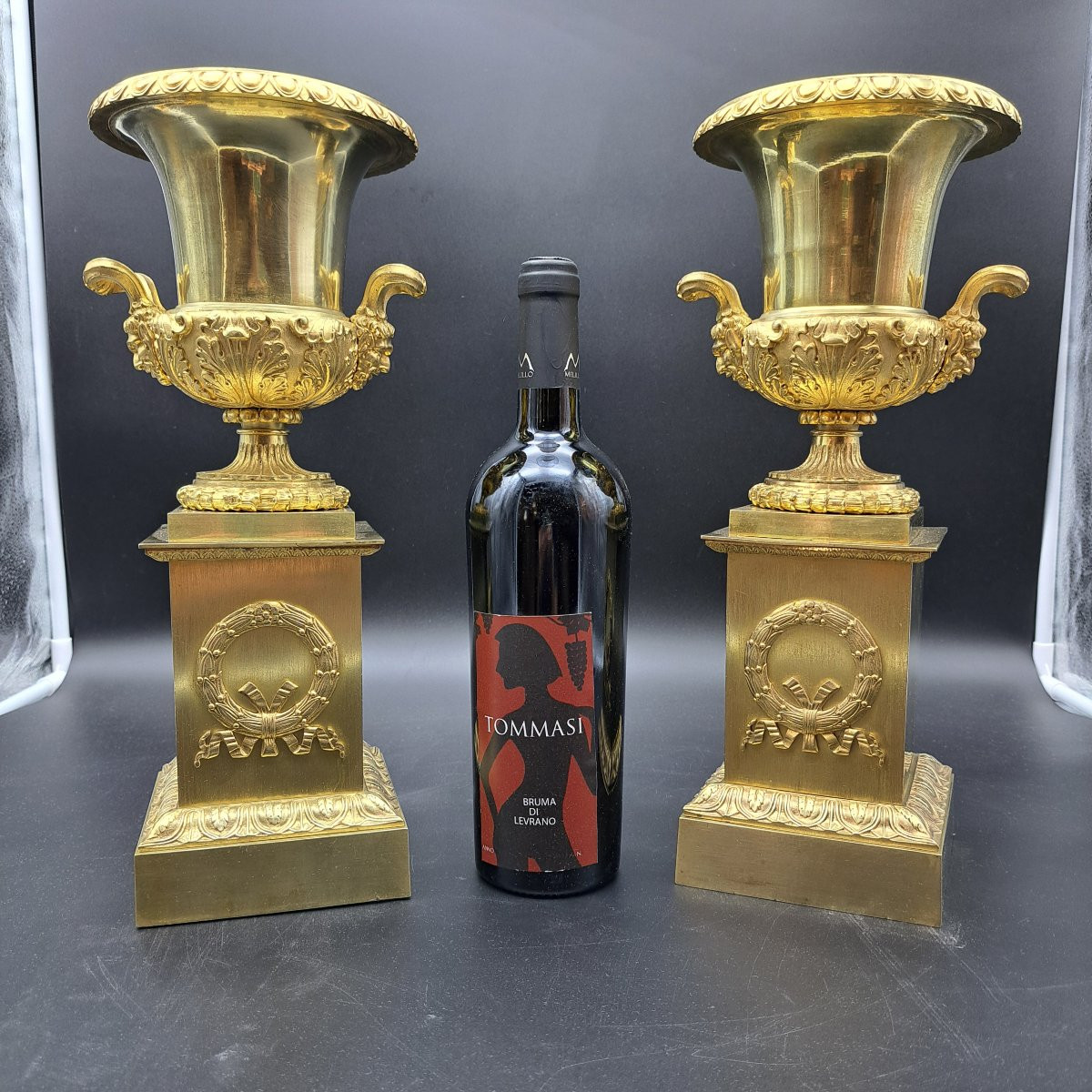 COPPIA DI VASI MEDICEI IN BRONZO DORATO DEL XIX SECOLO-photo-8