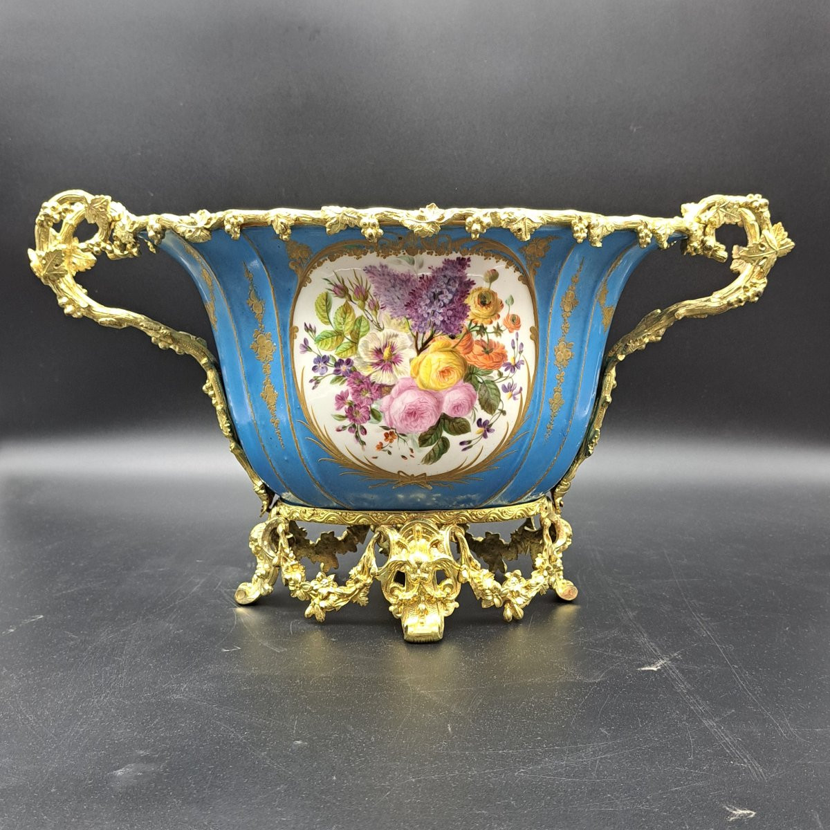 GRANDE COPPIA DI CENTROTAVOLA IN PORCELLANA DI SEVRES DEL XIX SECOLO.-photo-6