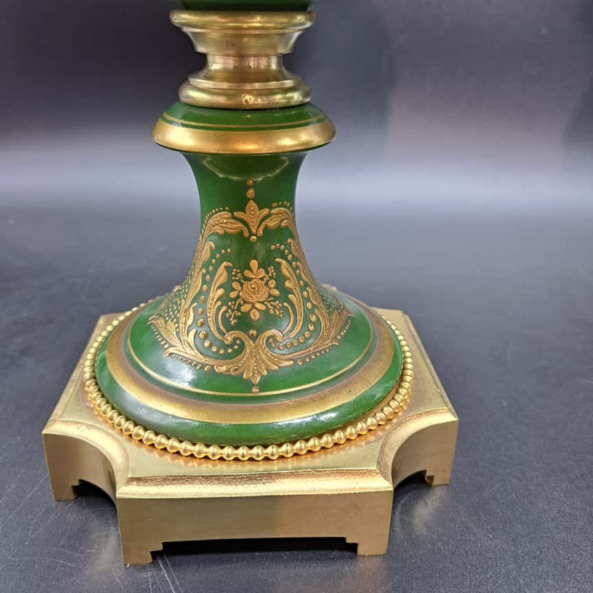 COPPIA DI VASI FRANCESI IN PORCELLANA DI SEVRES DEL XIX SECOLO.-photo-3