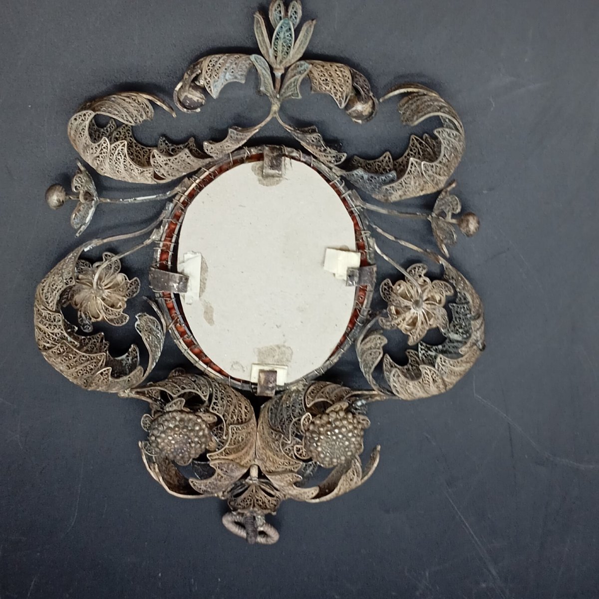 CAPEZZALE IN FILIGRA D'ARGENTO CON PICCOLO DIPINTO RAFFIGURANTE SANTA ROSALIA-photo-4