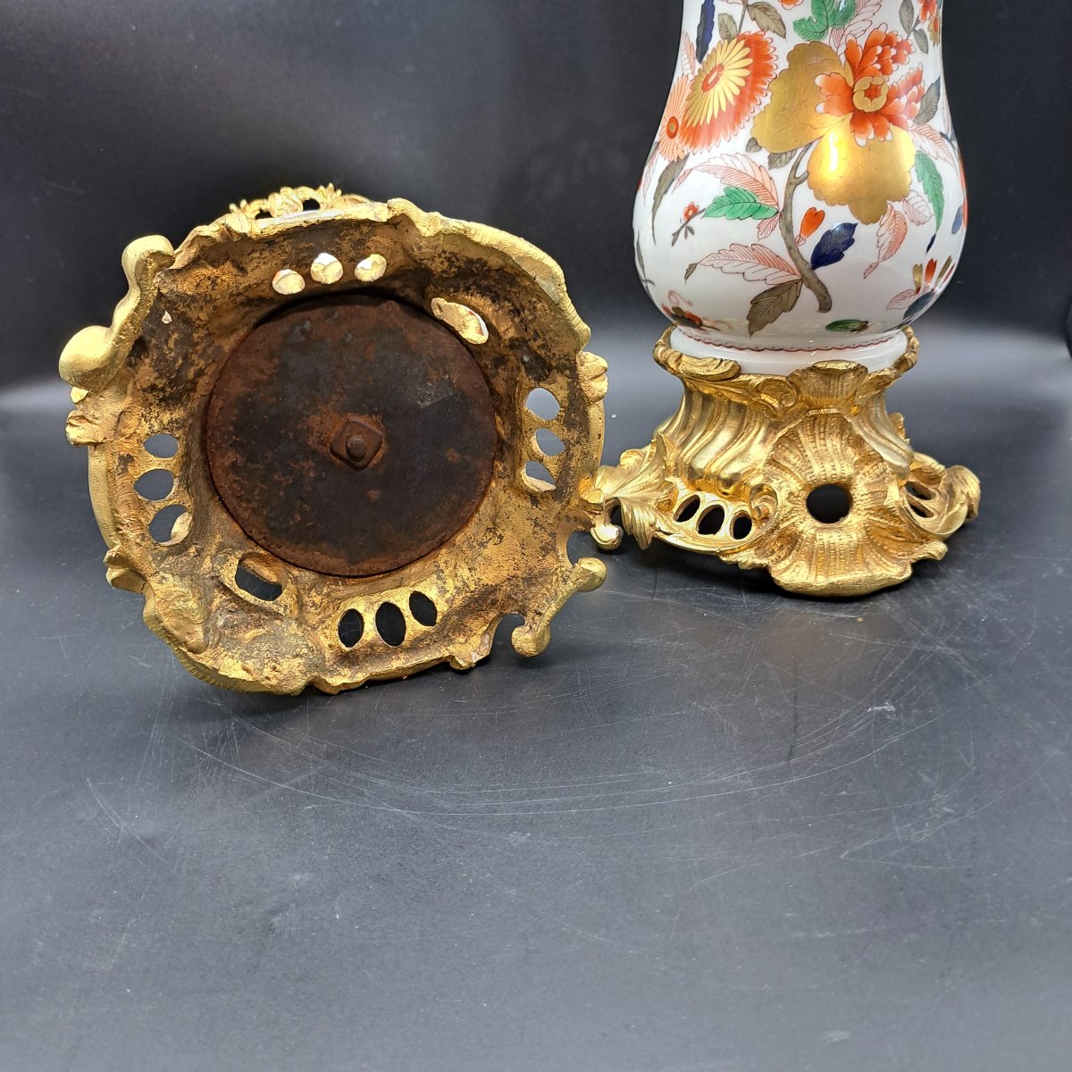 COPPIA DI VASI IMARI DELLA SECONDA META' DEL XIX SECOLO-photo-1