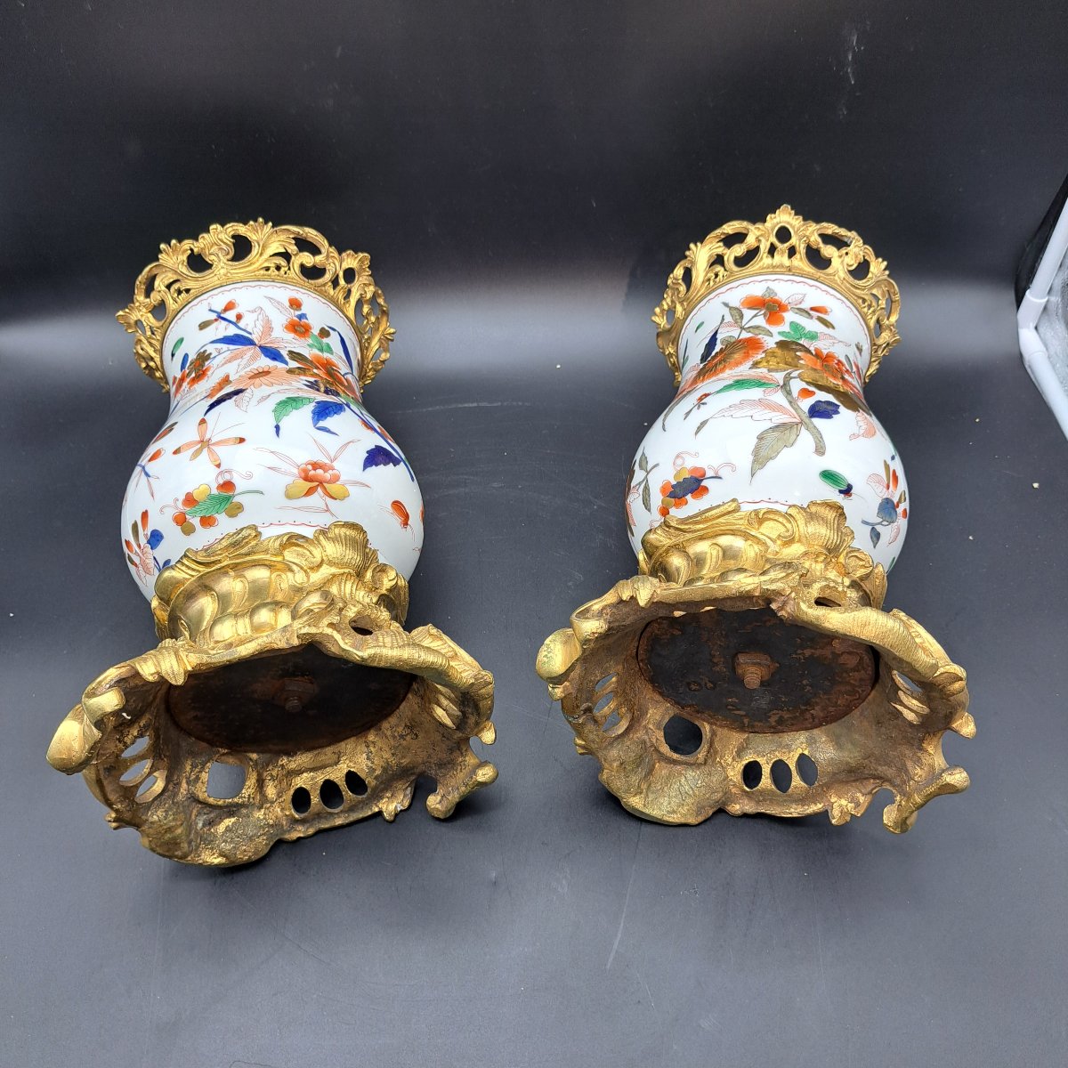 COPPIA DI VASI IMARI DELLA SECONDA META' DEL XIX SECOLO-photo-3