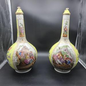 GRANDE COPPIA DI VASI CON COPERCHIO DEL XIX SECOLO PRODUZIONE DI MEISSEN