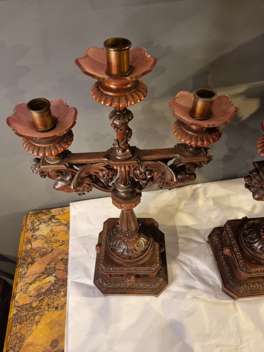 Bellissima coppia di candelabri in legno intagliato -photo-3