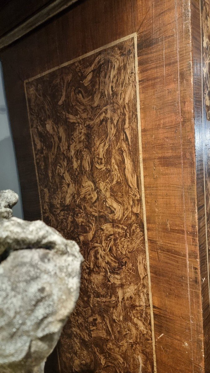 Raro stipo dipinto a finto legno-photo-1