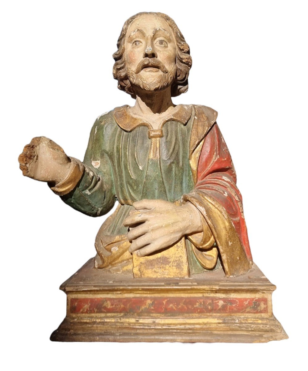 Scultura raffigurante l'Apostolo Giovanni