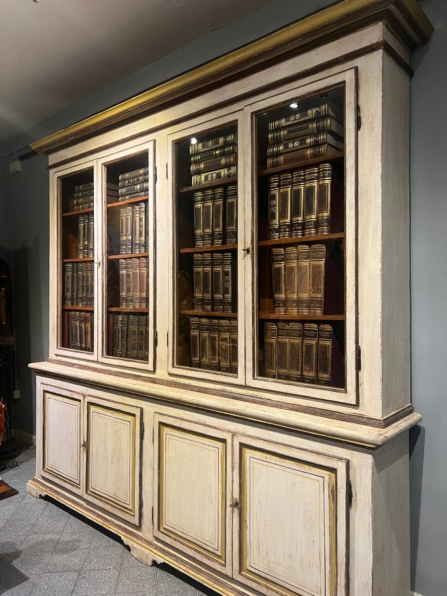 Grande libreria a due corpi-photo-4