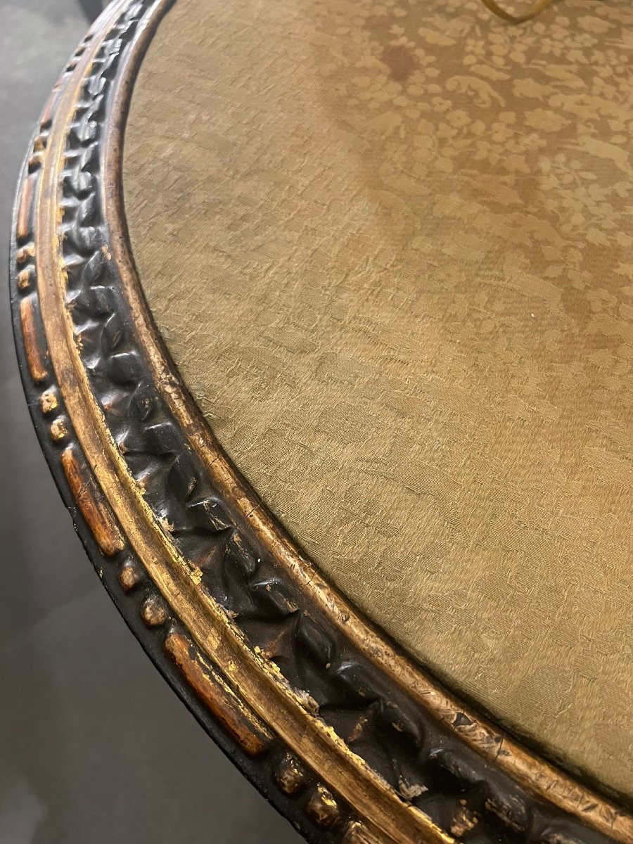 Tavolino da centro in legno intagliato, laccato e dorato-photo-2