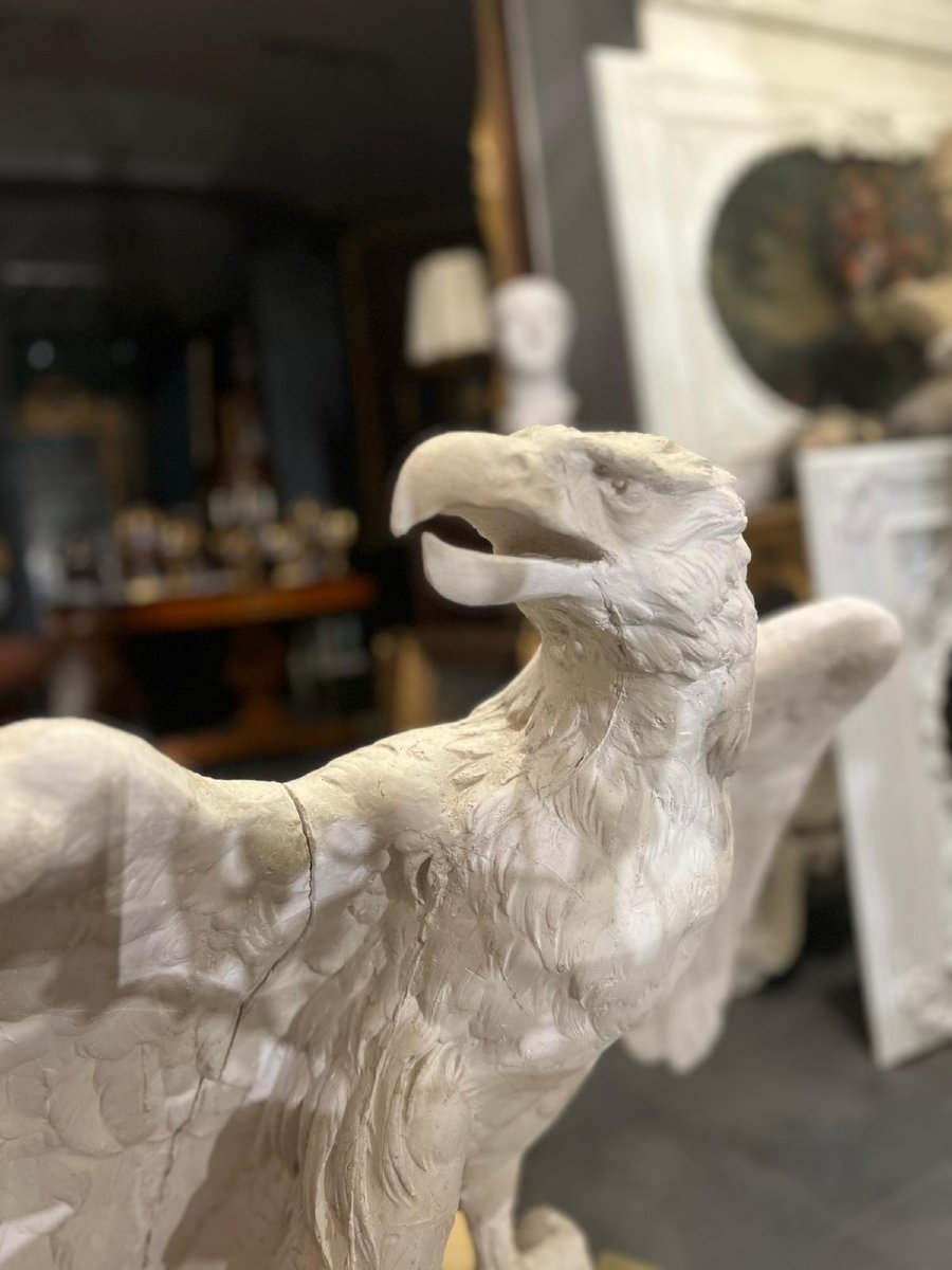 Scultura raffigurante aquila-photo-4