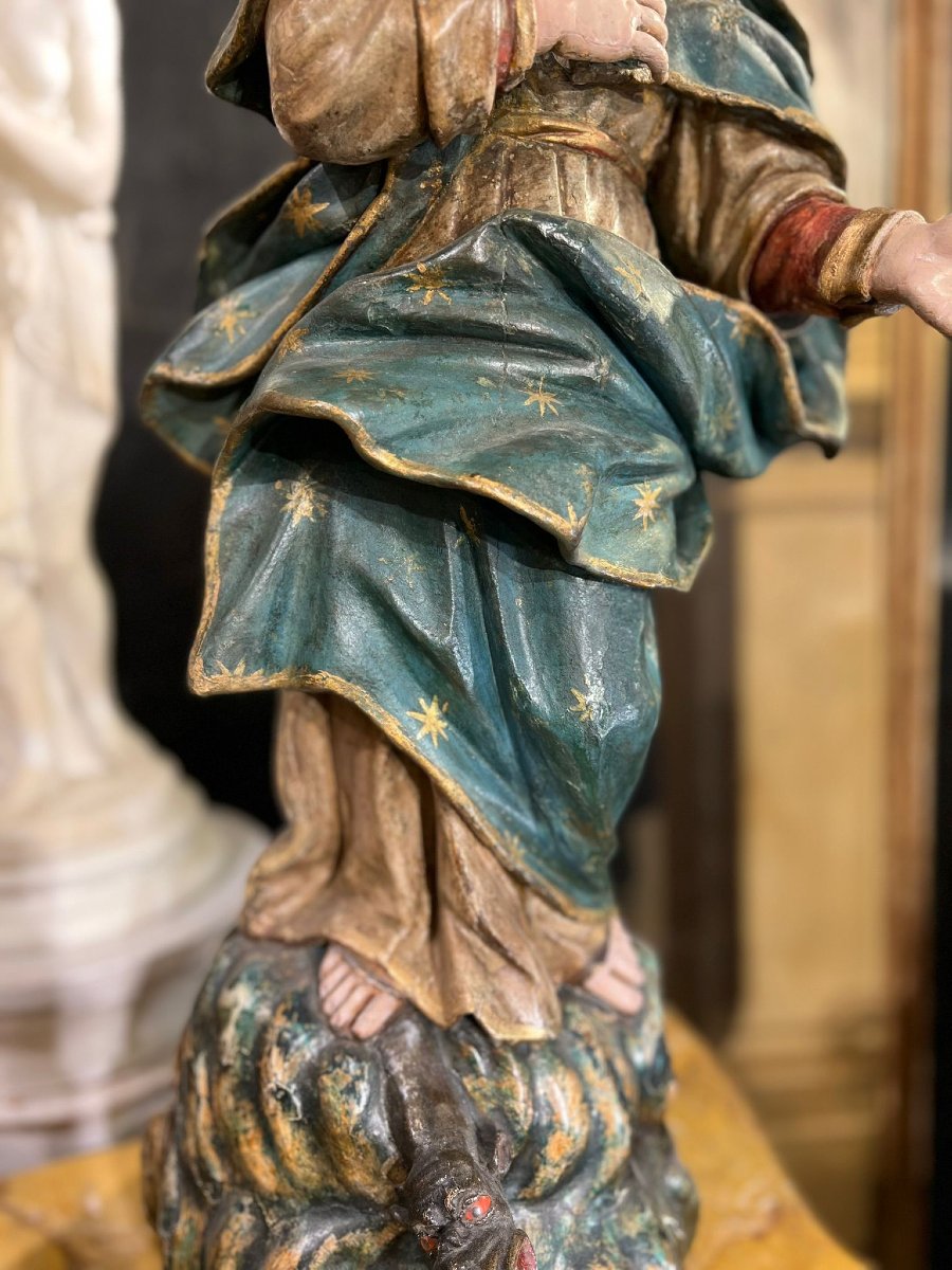 Scultura raffigurante la Madonna Assunta-photo-5