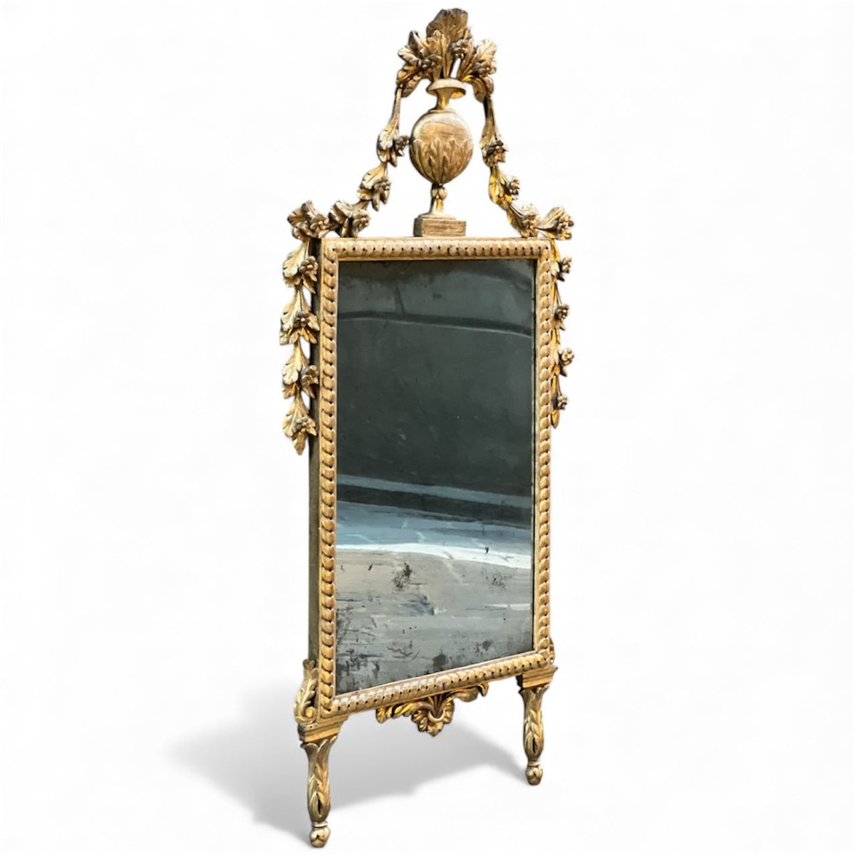 Specchiera in legno intagliato e dorato