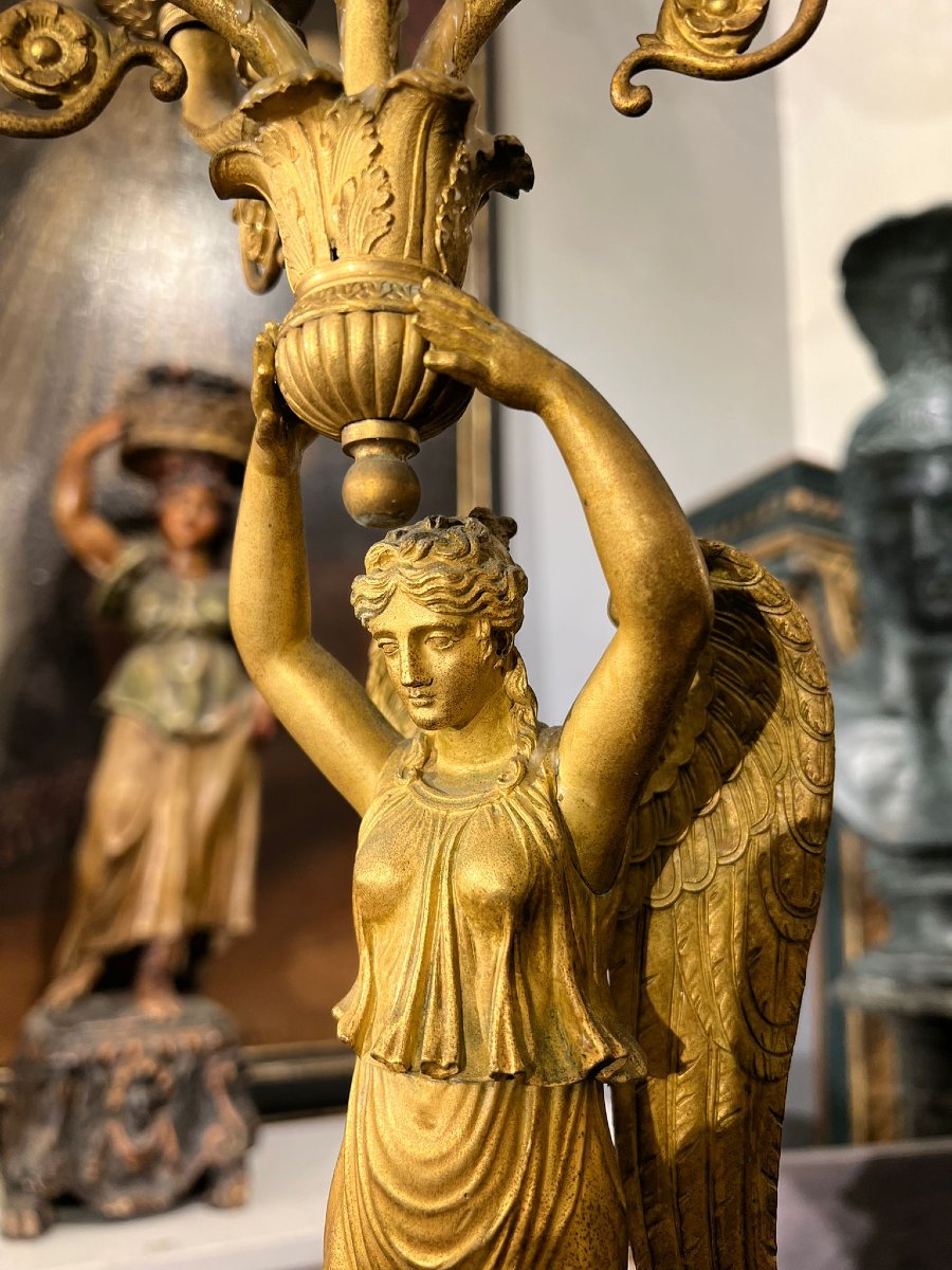 Coppia di grandi candelabri in bronzo dorato-photo-3