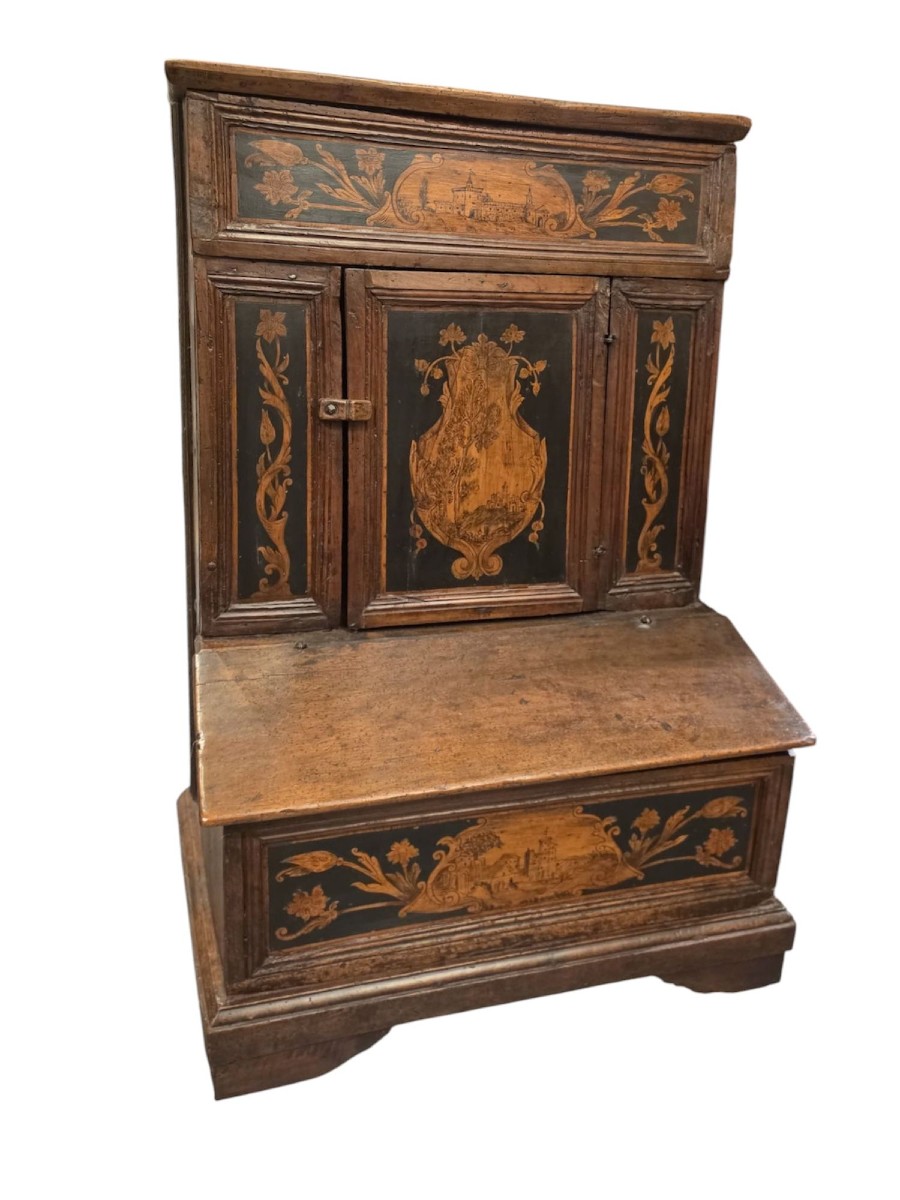 Inginocchiatoio in noce