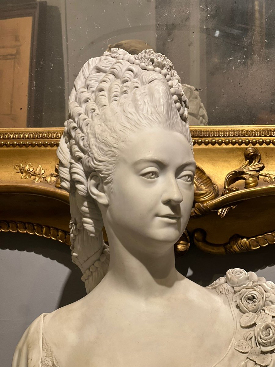 Busto raffigurante Maria Antonietta-photo-1