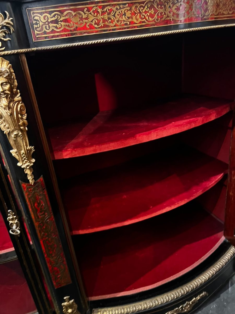 Credenza monumentale a tre sportelli-photo-1