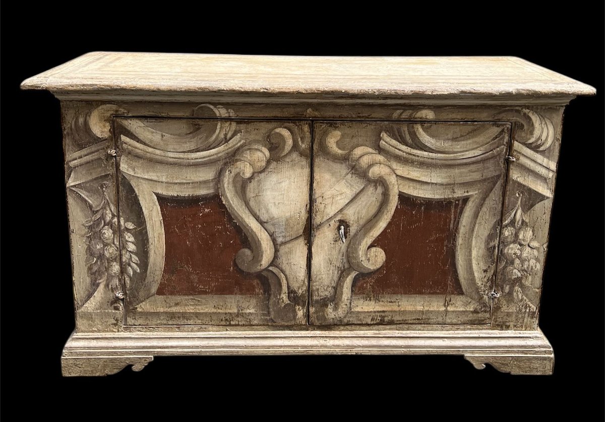Credenza dipinta 