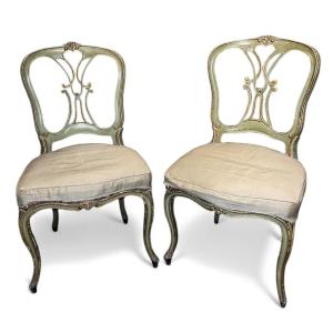 Coppia di sedie Luigi XV in legno dipinto