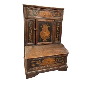 Inginocchiatoio in noce