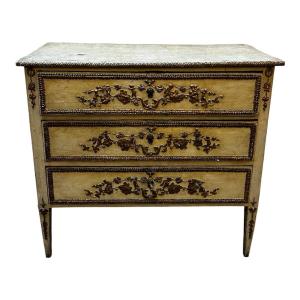 Cassettone in legno 