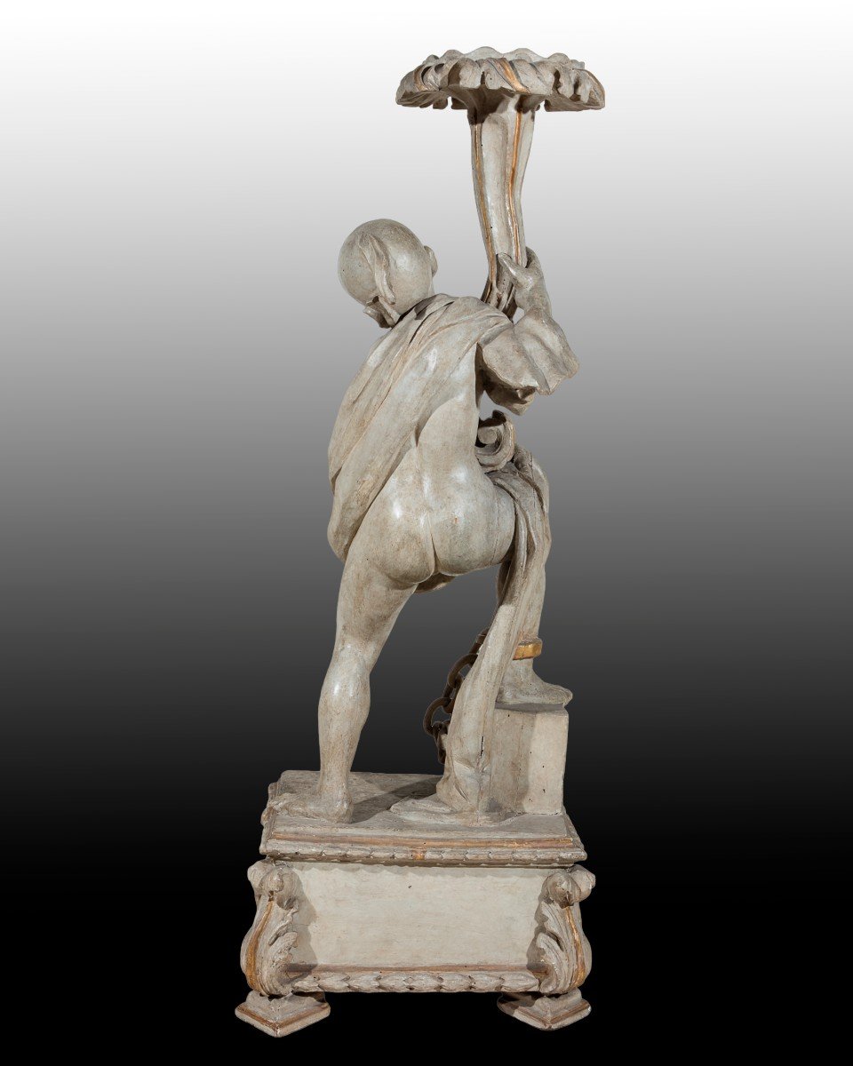 Coppia di sculture con reggitorcia in lacca chiara, Veneto, secolo XVIII/XIX-photo-3