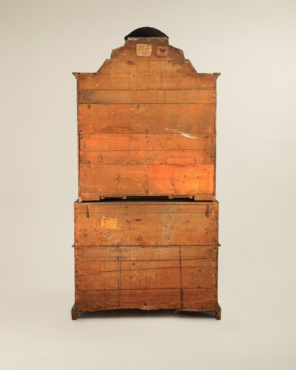 Cassettone a ribalta con alzata lastronato in carrubo, Veneto XVIII secolo-photo-7