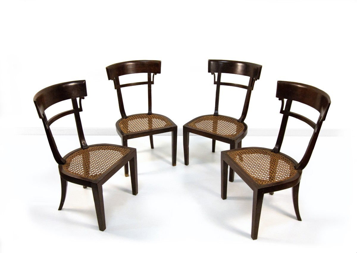 Quattro sedie in mogano, XIX secolo