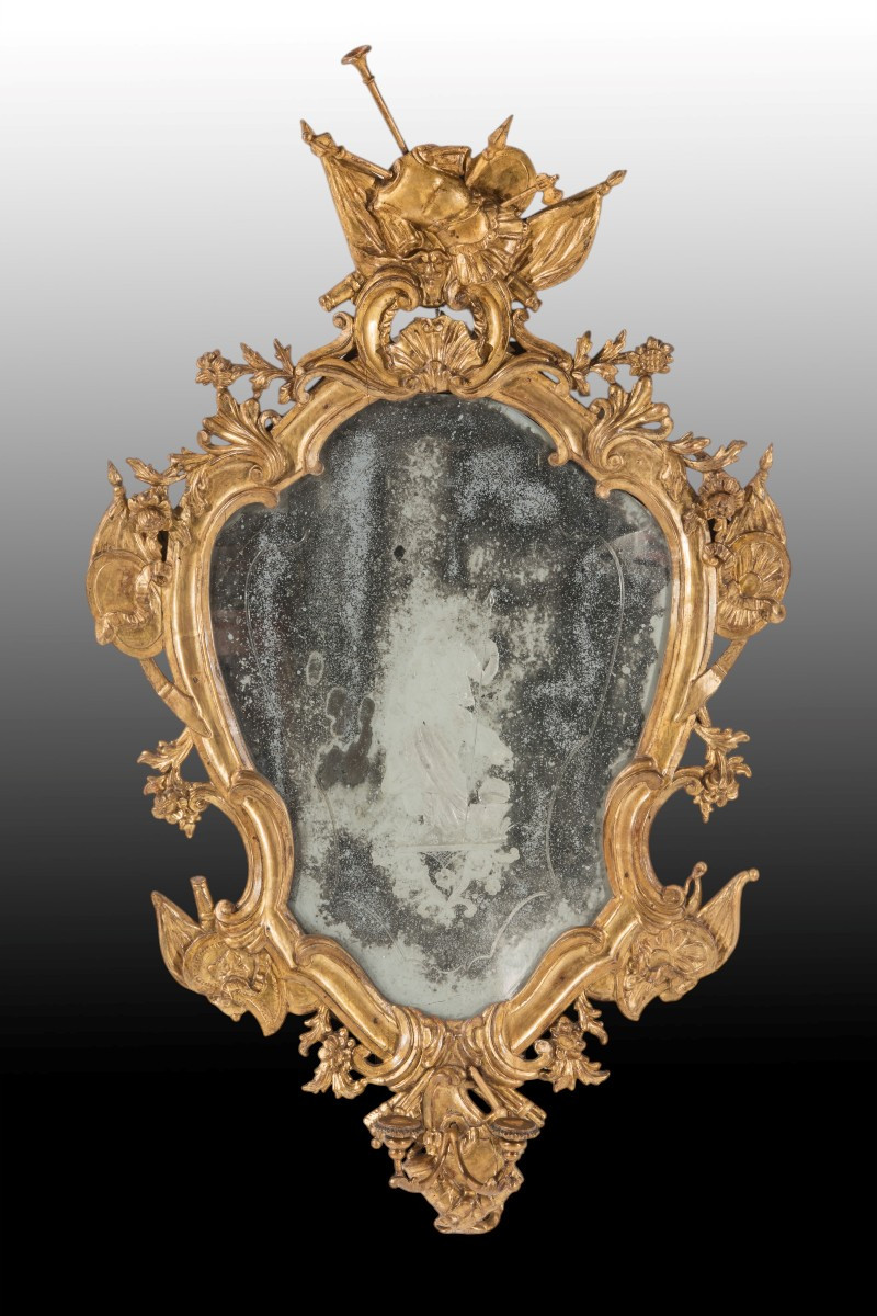 Coppia di appliques in legno scolpito intagliato e dorato, Venezia, metà del XVIII secolo