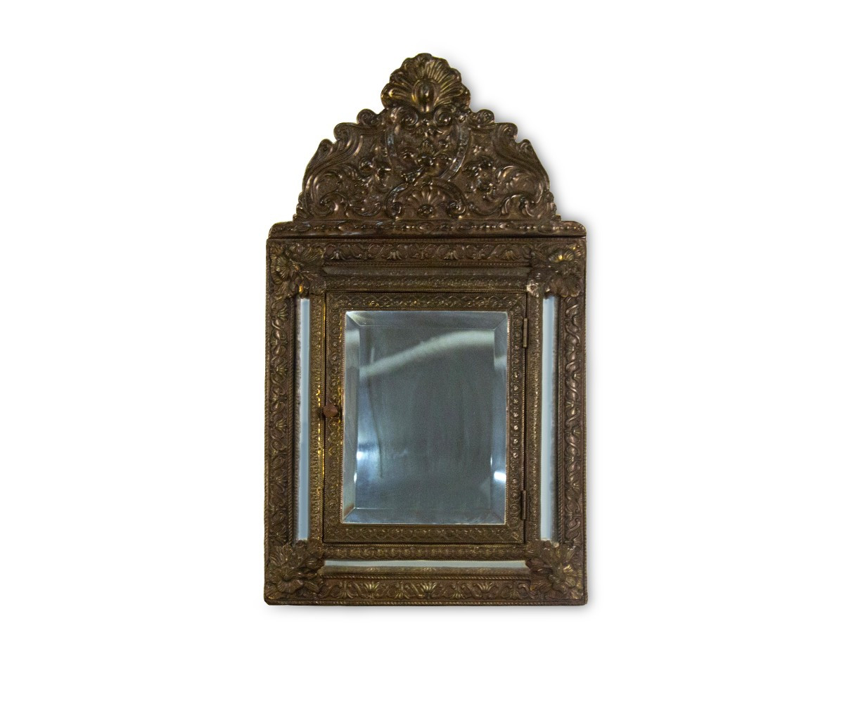 Specchiera portachiavi in lamierino sbalzato, inizi del XX secolo