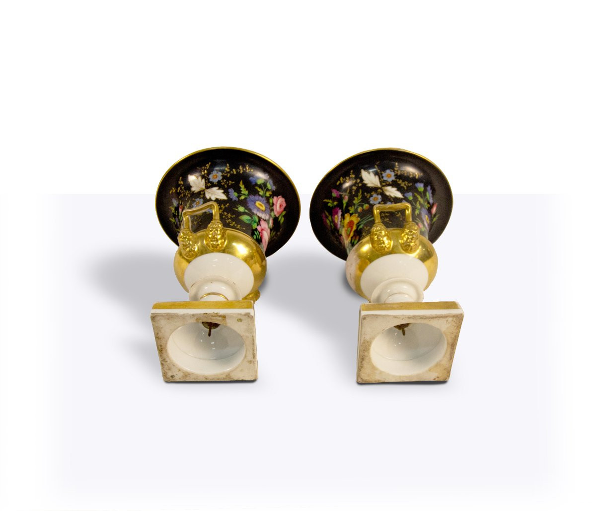 Coppia di vasi in porcellana policroma e dorata,  XIX/XX secolo-photo-4