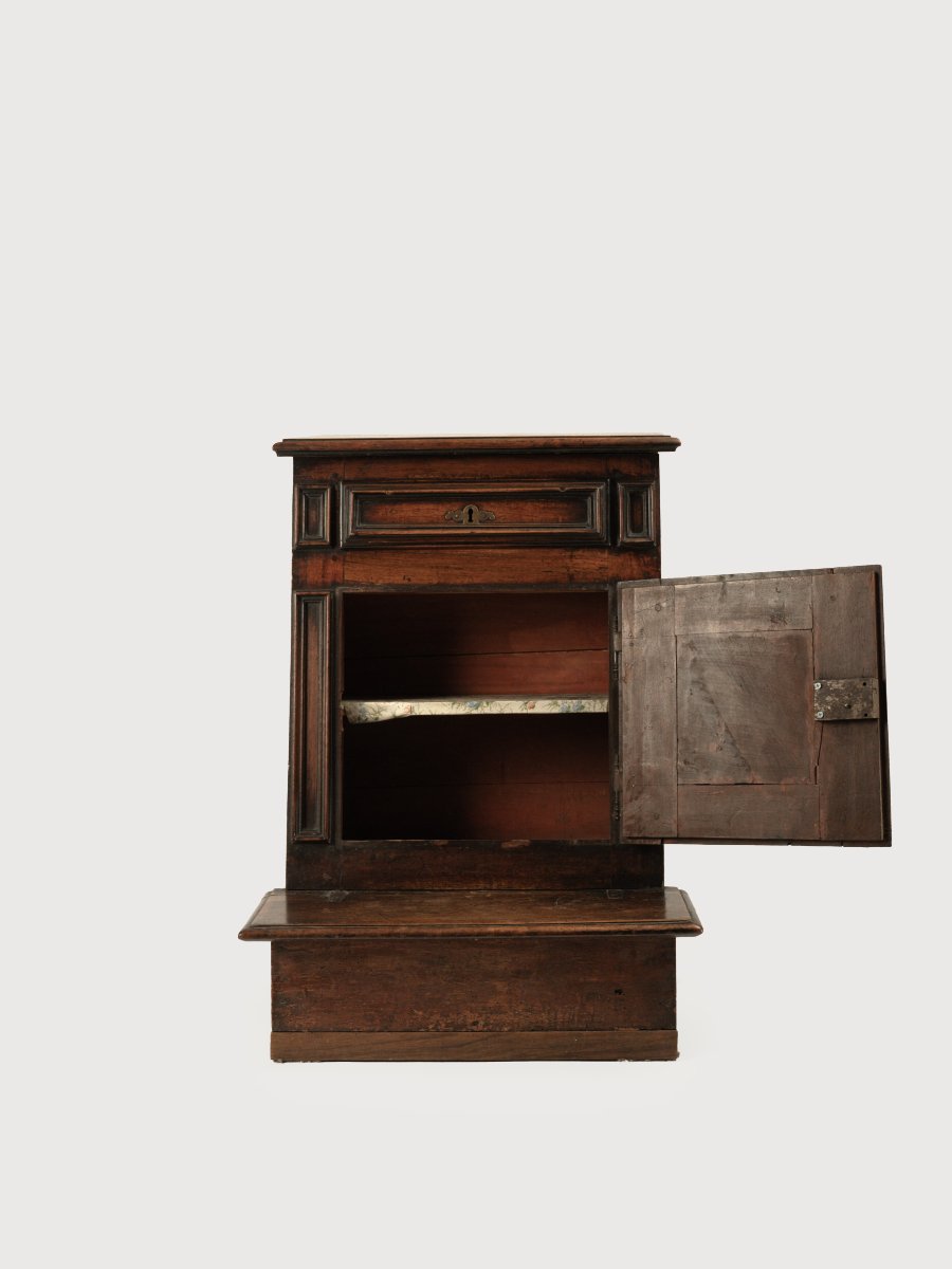 Inginocchiatoio in noce, Piemonte, prima metà del XVIII secolo-photo-3