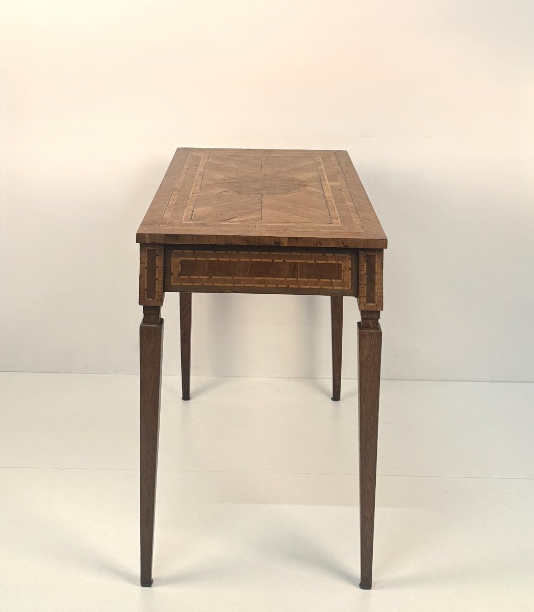 Piccola scrivania lastronata in legni diversi, Lombardia, fine XVIII secolo-photo-4