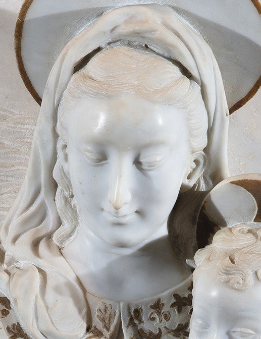 Scultore del XIX secolo, "Madonna con il Bambino e teste di cherubini"-photo-4