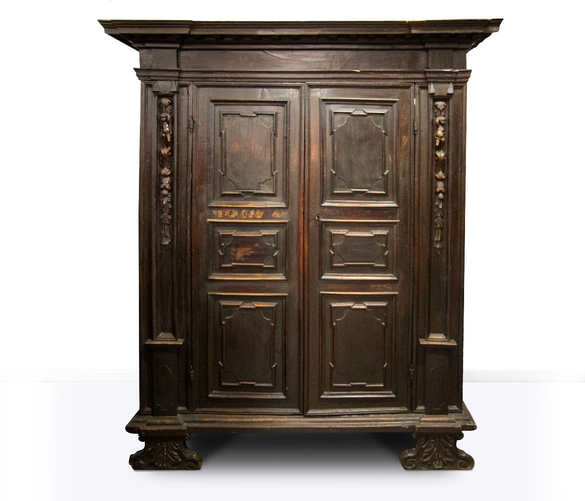 Armadio in noce, Lombardia, XVII secolo