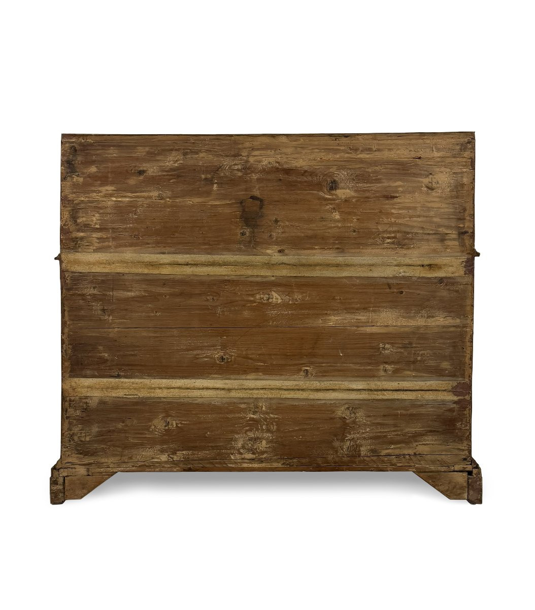 Cassettone a ribalta lastronato in radica di noce, Veneto - Ferrara, metà del XVIII secolo-photo-1