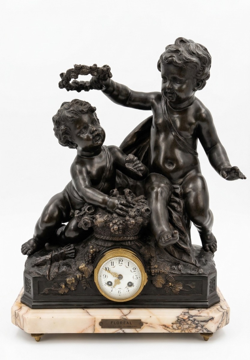 Orologio da tavolo in antimonio, XX secolo, Francia